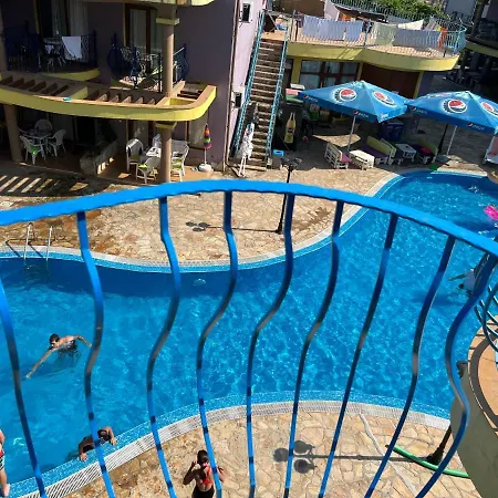 Gradina Garden B33